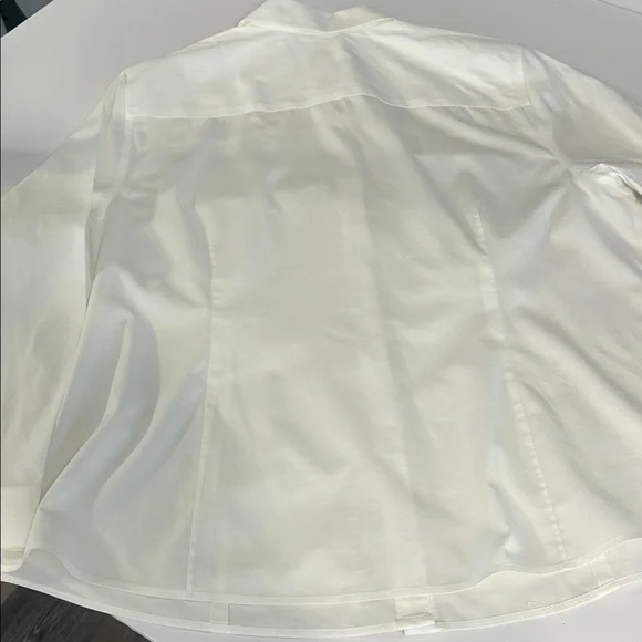 Chico's Elegant White Dress Shirt for Women - Picture 7 of 7